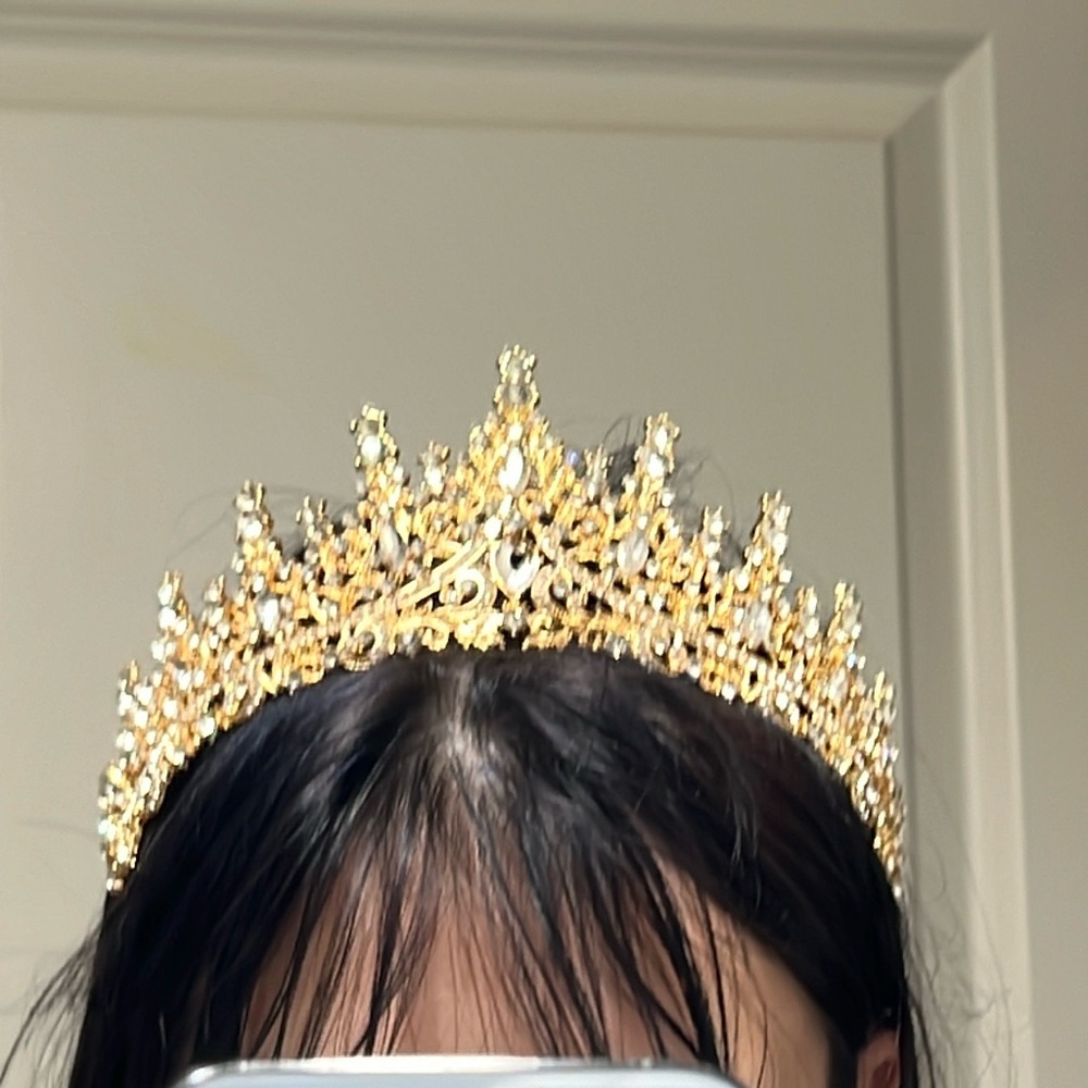 Gold crown